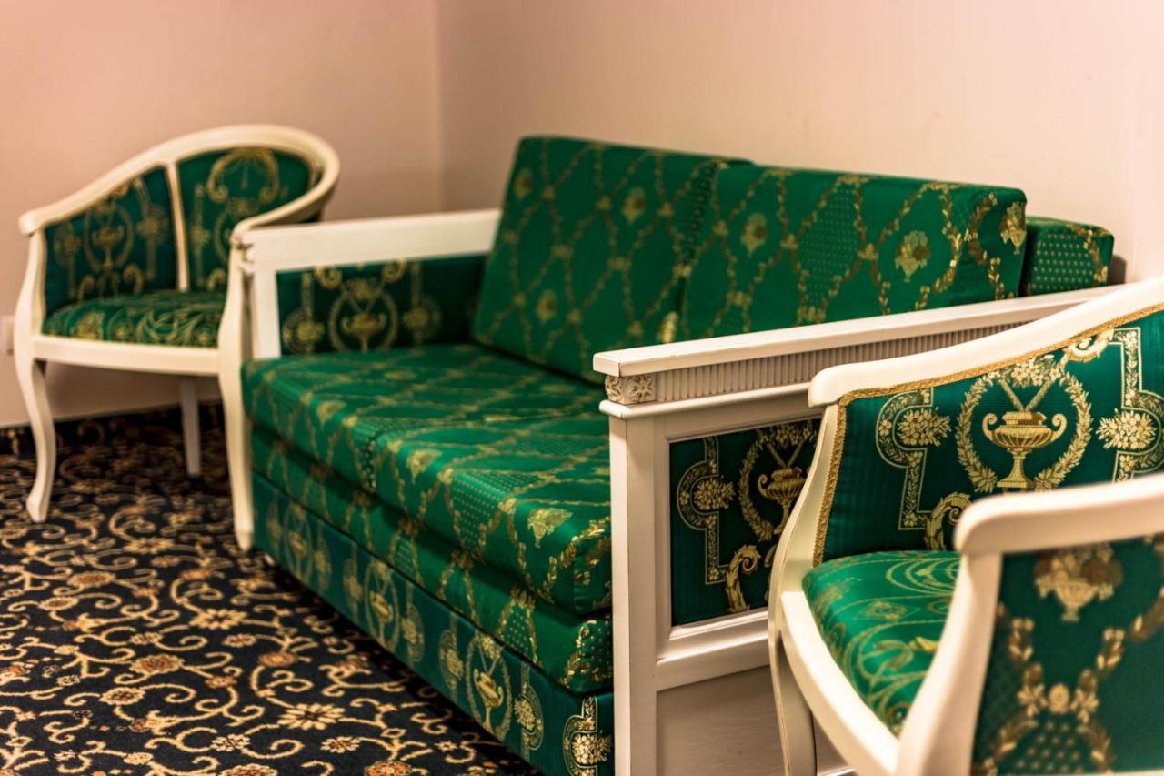 Hotel Sobienie Krolewskie Sobienie Szlacheckie المظهر الخارجي الصورة